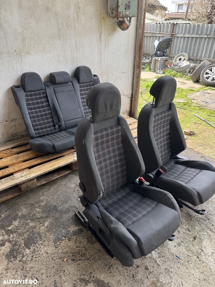 Interior volkswagen golf gti - 5