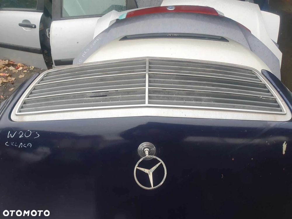 Mercedes W203 C klasa Maska - 4