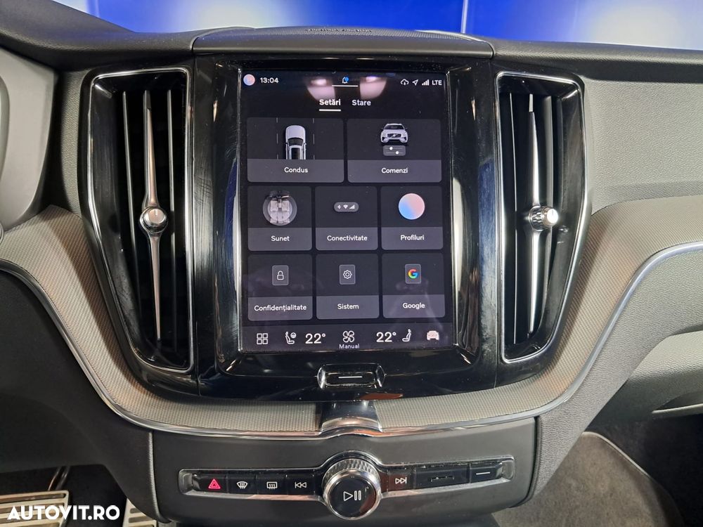 VOLVO XC60 2022 — imagine 13