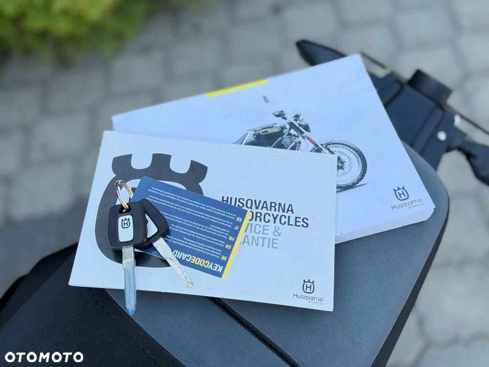 Husqvarna Svartpilen - 39