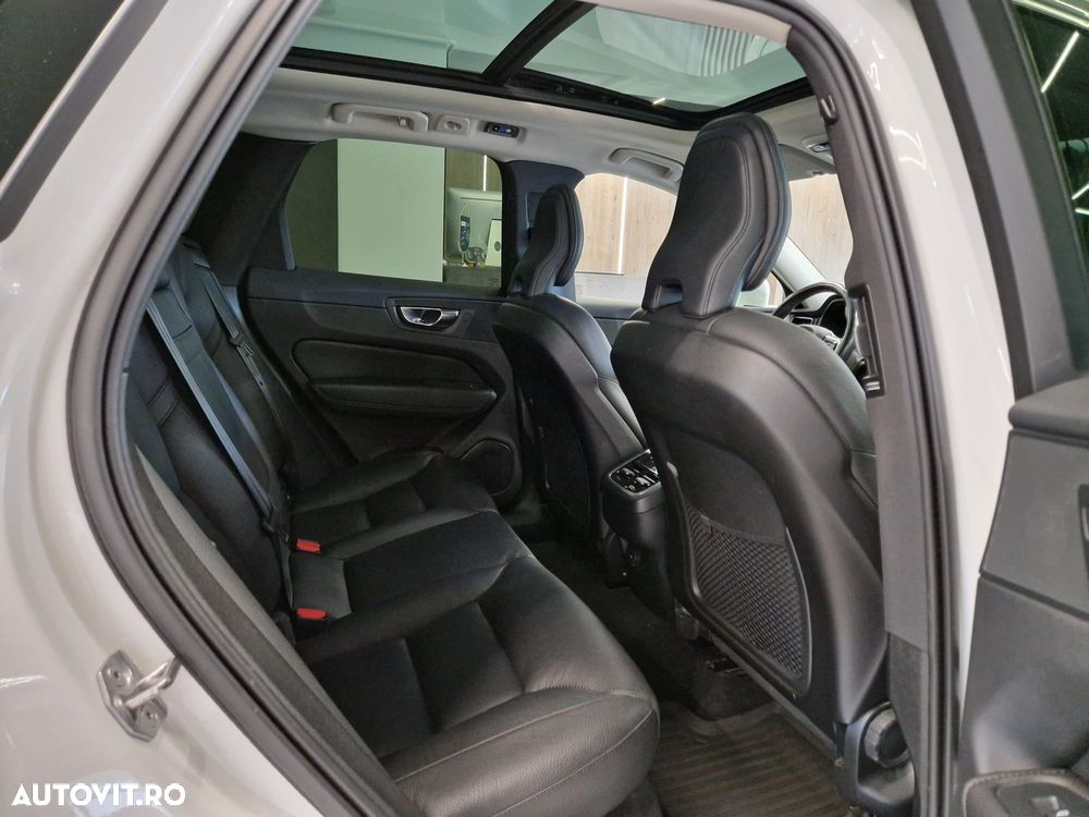 Volvo XC 60 B5 D AWD Geartronic Inscription - 13