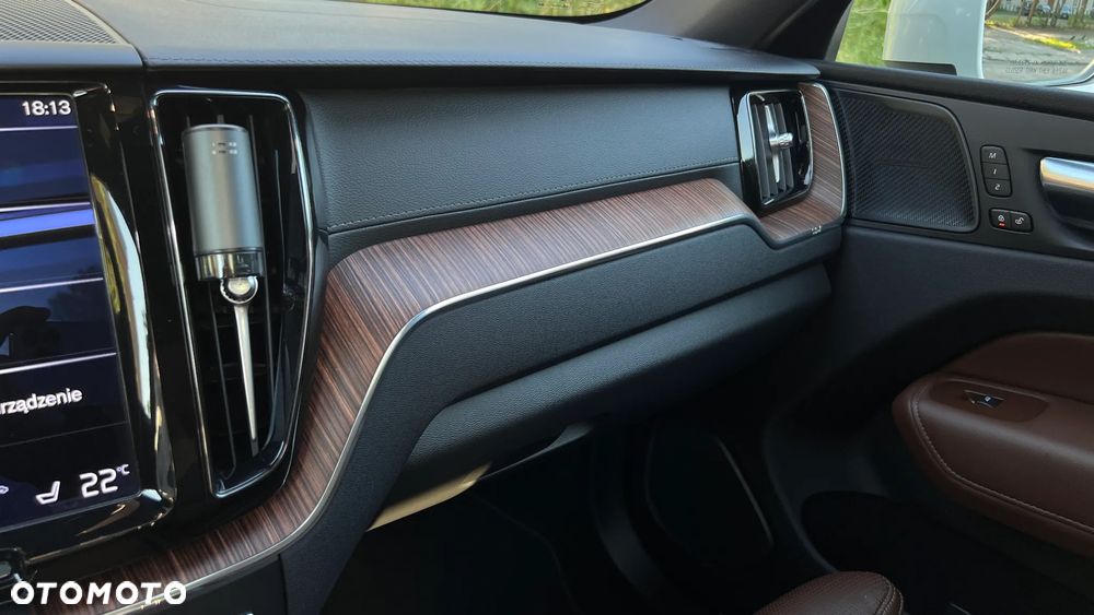 Volvo XC 60 B5 B AWD Geartronic Inscription - 5