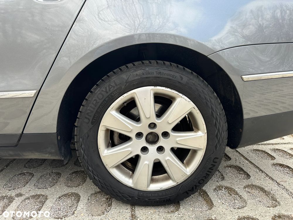 Volkswagen Passat - 29