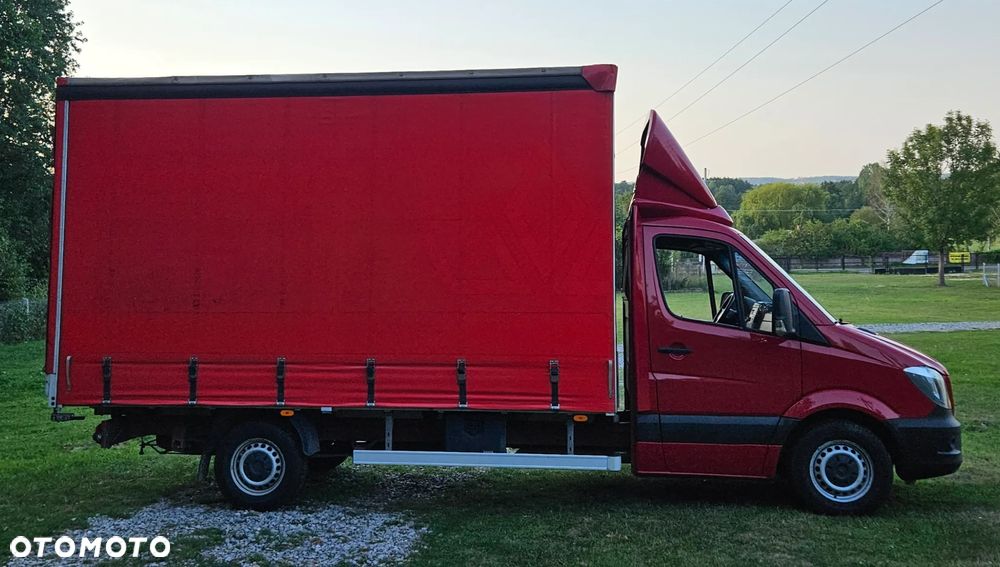 Mercedes-Benz Sprinter - 4