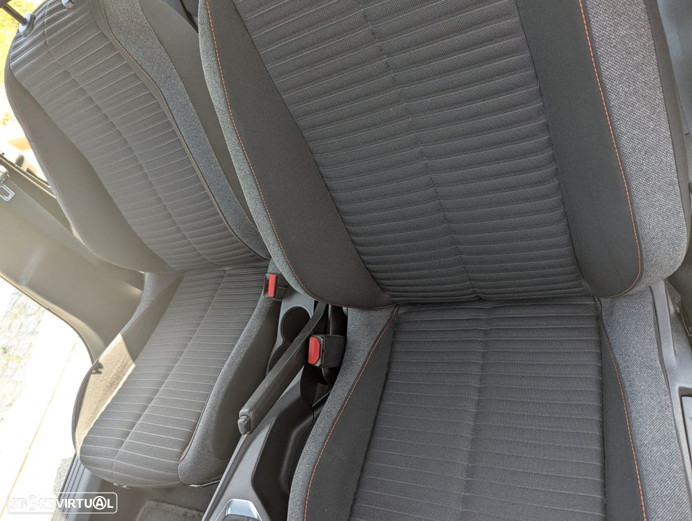 Peugeot 2008 1.2 PureTech Active Pack - 13
