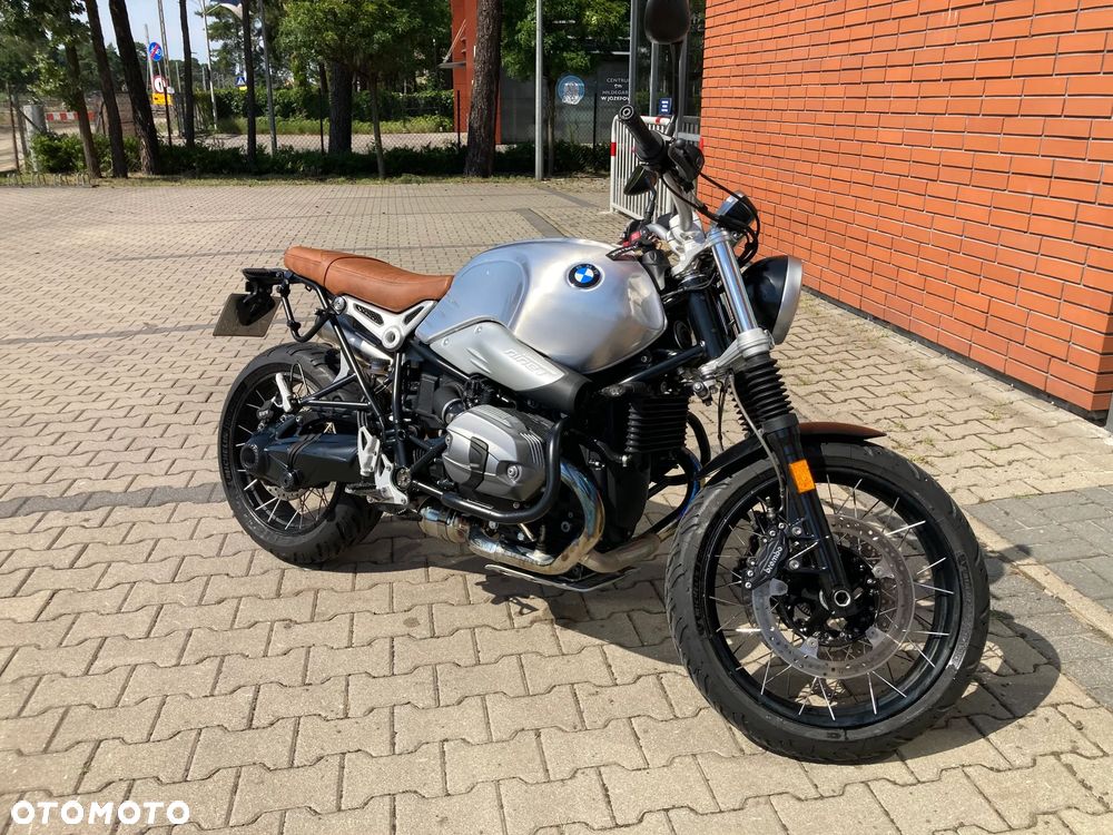 BMW R - 9