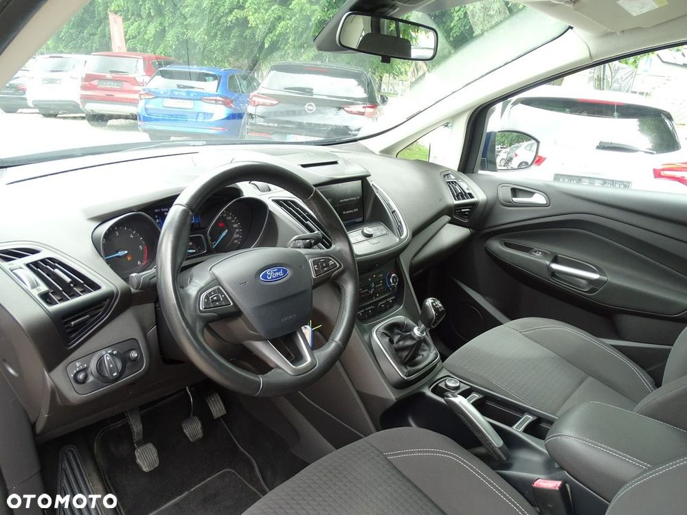 Ford Grand C-MAX - 13