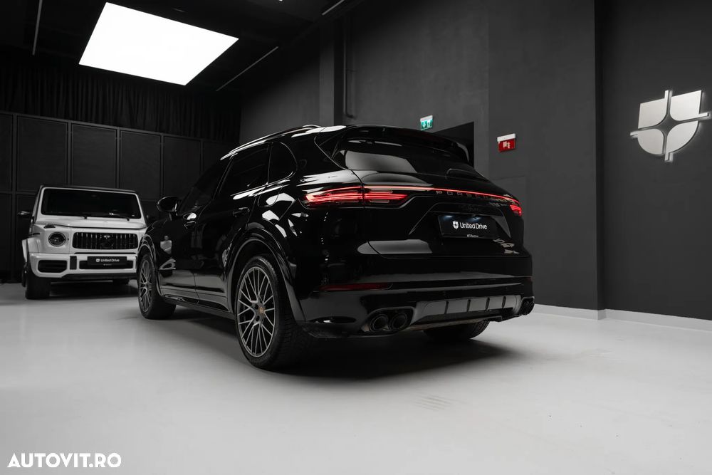 Porsche Cayenne E-Hybrid - 37