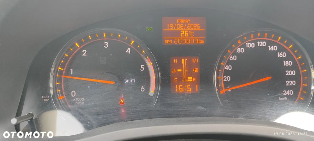 Toyota Avensis 2.2 D-4D Executive - 28