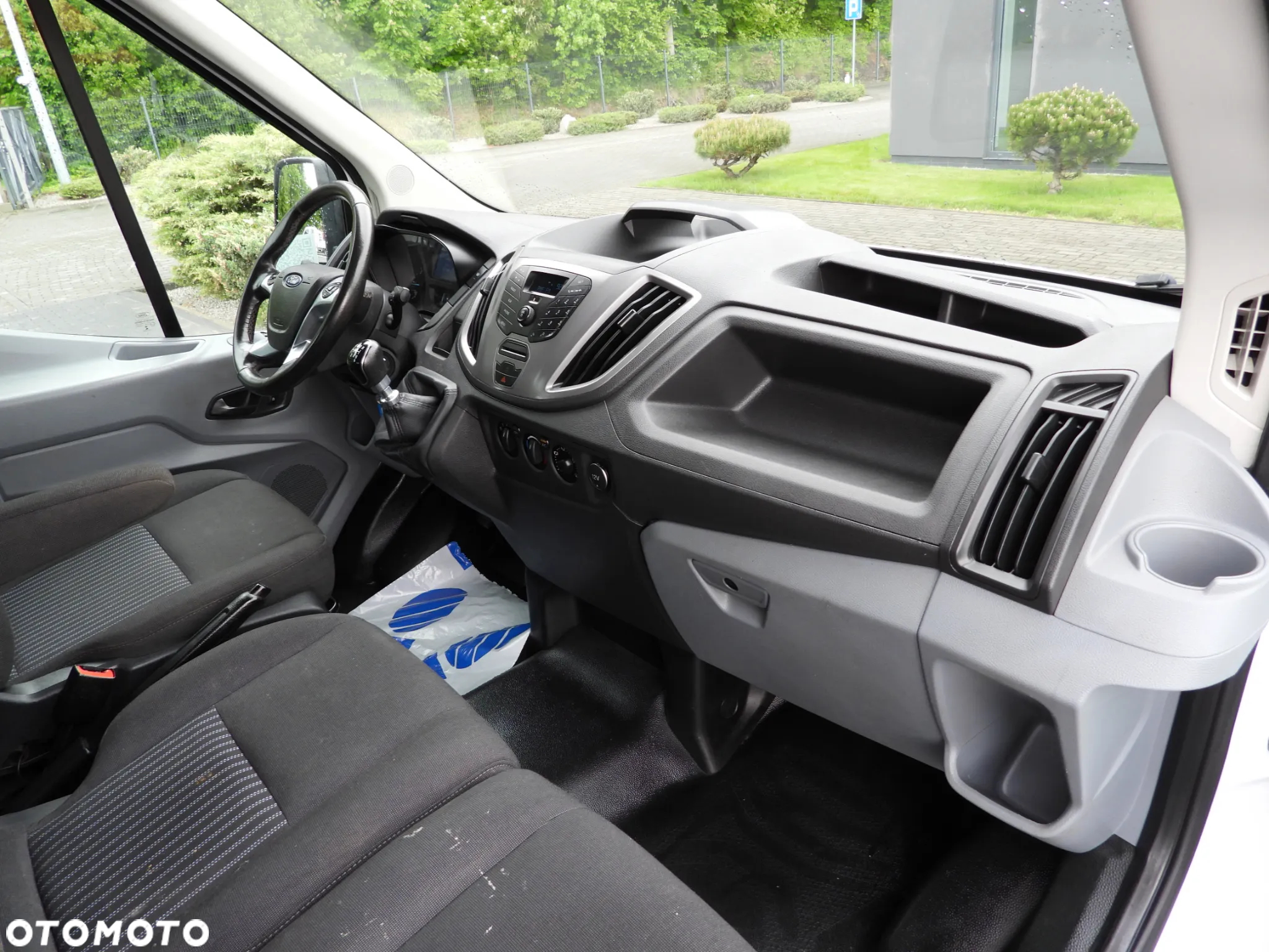 Ford TRANSIT WYWROTKA PODWÓJNA KABINA DOKA 6 MIEJSC TEMPOMAT KLIMATYZACJA BLIŹNIACZE KOŁA 170KM [ K56631 ] - 39