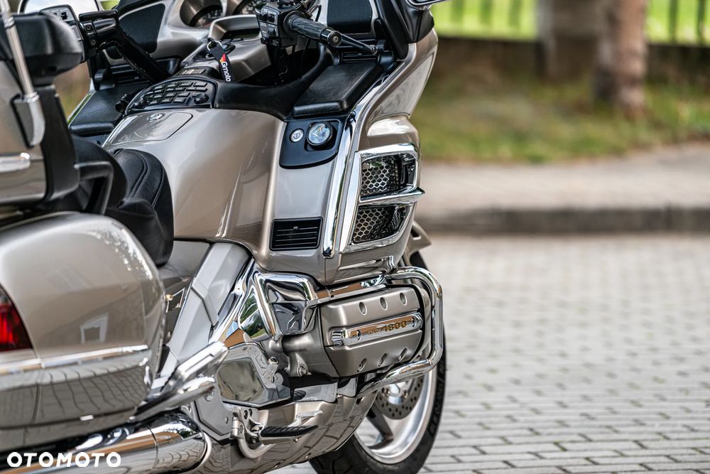 Honda GL - 7