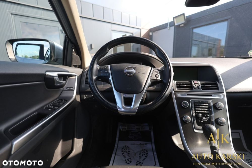 Volvo XC 60 - 8