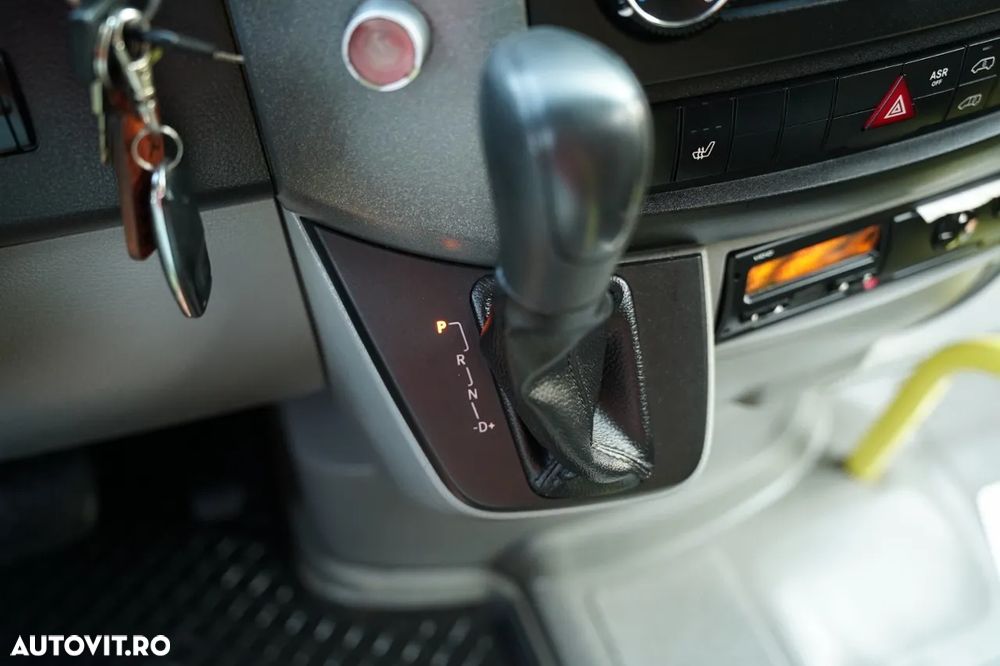 Mercedes-Benz SPRINTER 516 CDI / 2x AER CONDIȚIONAT / ECHIPAMENT ULTRA-ECHIPAT / PIELE / IMPORTAT - 26