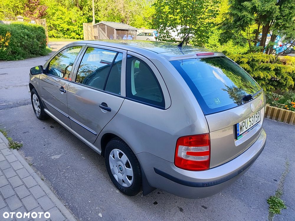 Skoda Fabia 1.2 12V Ambiente - 9