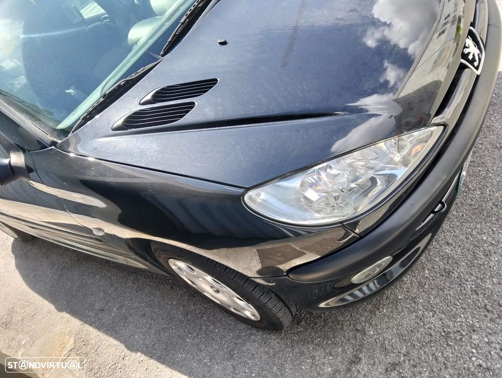 Peugeot 206 - 4