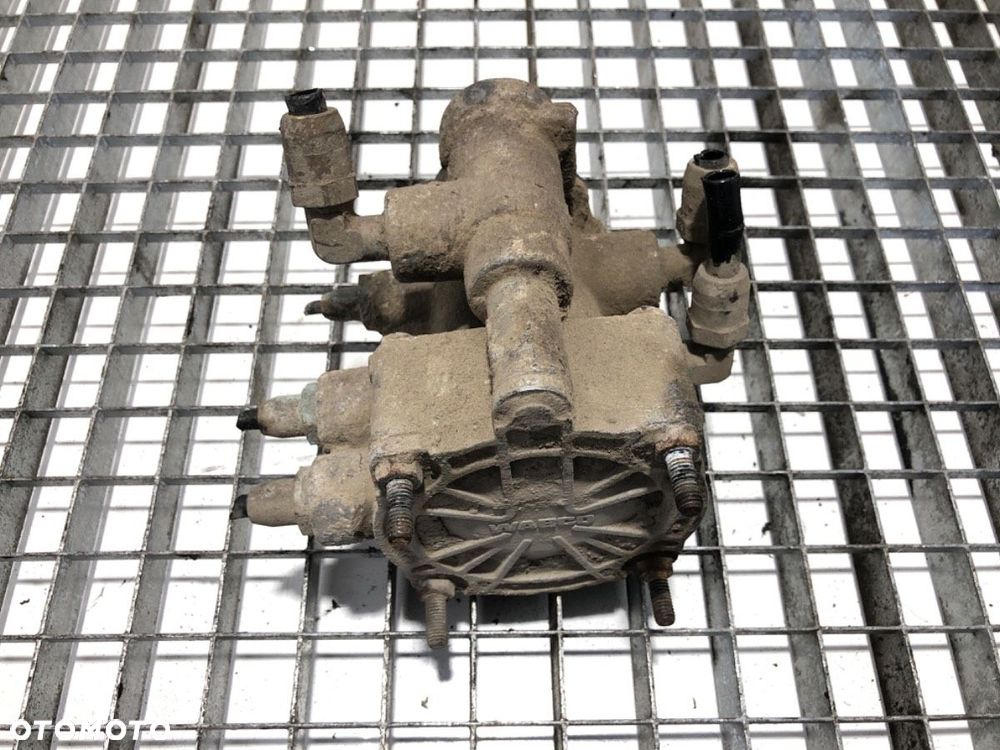 ZAWÓR STEROWANIA PRZYCZEPĄ  SCANIA 4 - series 1995 - 2008 114 C/330 9730090100 - 2