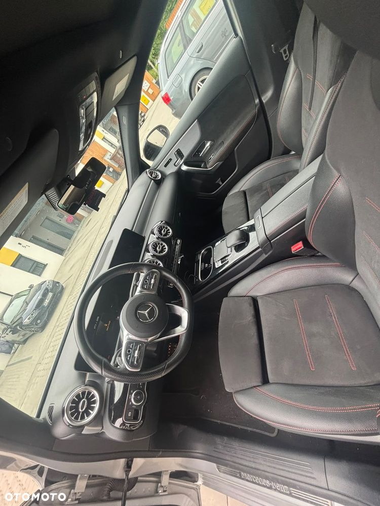 Mercedes-Benz Klasa A 220 4-Matic AMG Line 7G-DCT - 9