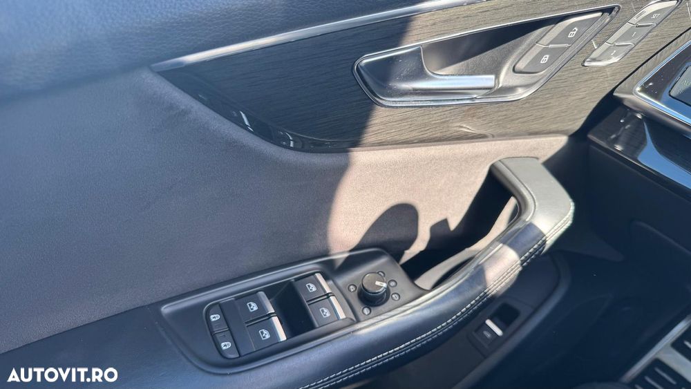 Audi Q8 - 3