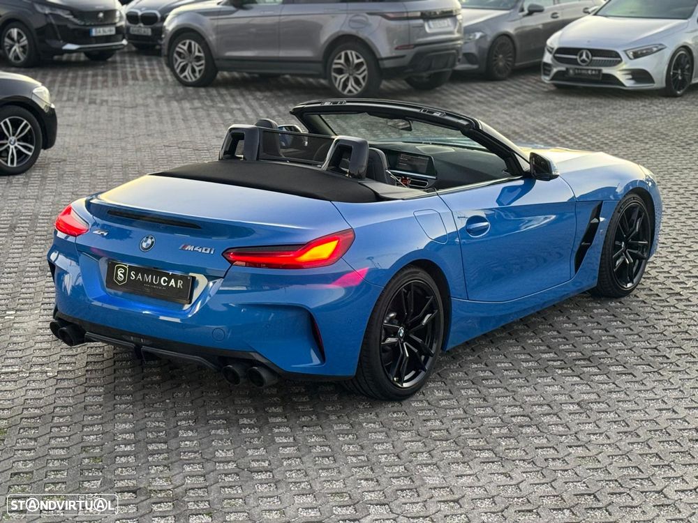 BMW Z4 M40 i Pack 50 anos M - 12