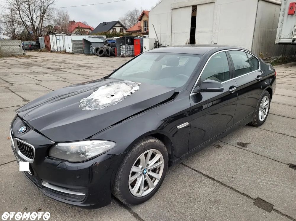 BMW Seria 5 525d xDrive Luxury Line - 2