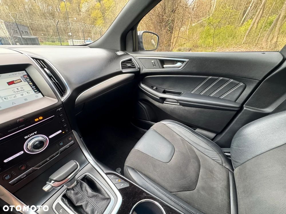 Ford Edge 2.0 TDCi Bi-Turbo 4x4 ST-LINE - 11