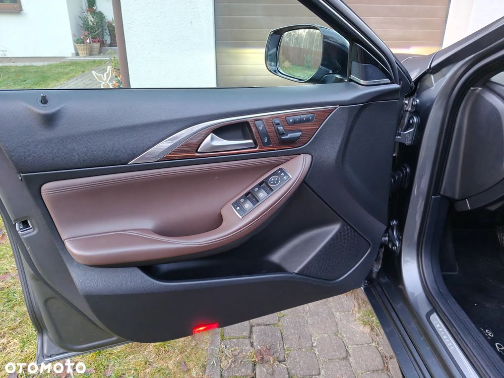 Infiniti Q30 2.2d DCT Premium - 11