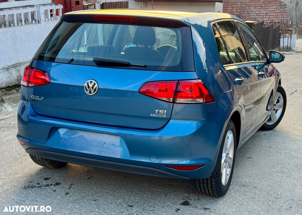 Volkswagen Golf 1.2 TSI BMT Comfortline - 32