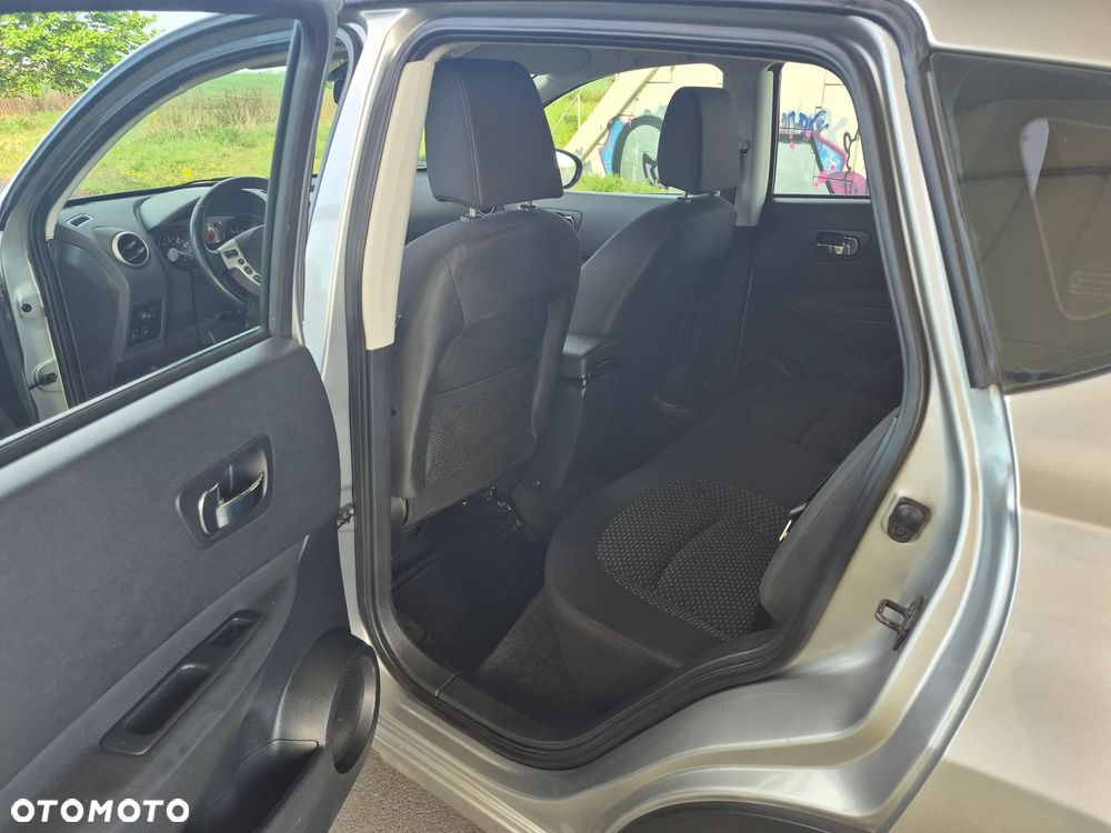 Nissan Qashqai - 10