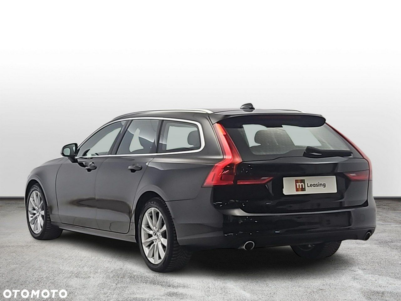 Volvo V90 D4 SCR Momentum Pro - 3
