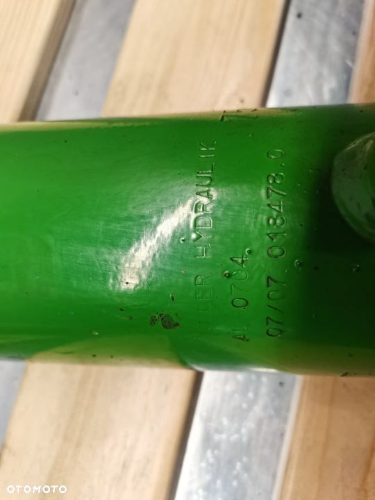 John Deere 6330 {Siłownik podnośnika 018478.0} - 6