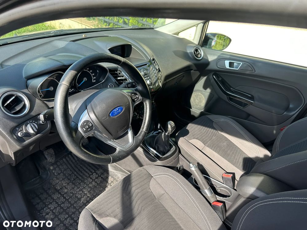 Ford Fiesta 1.6 TDCi Individual - 16