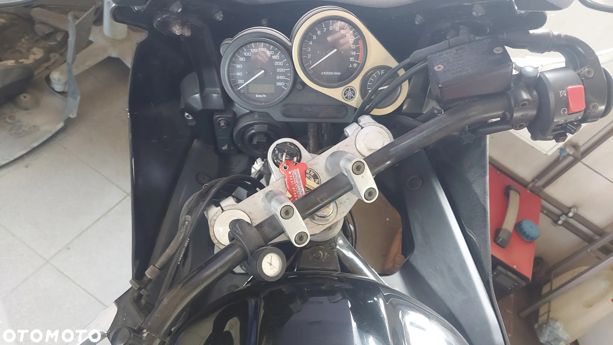 Yamaha FZ - 5