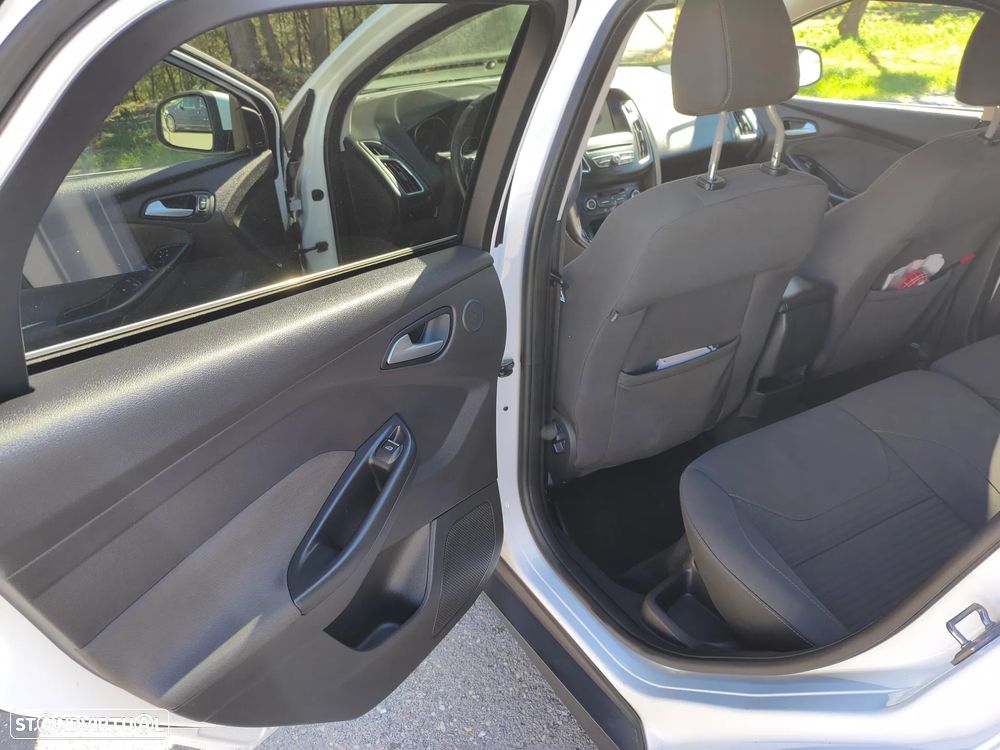 Ford Focus SW 1.5 TDCi Titanium - 15