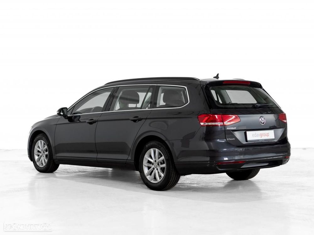 VW Passat Variant 2.0 TDi Business Package DSG - 4