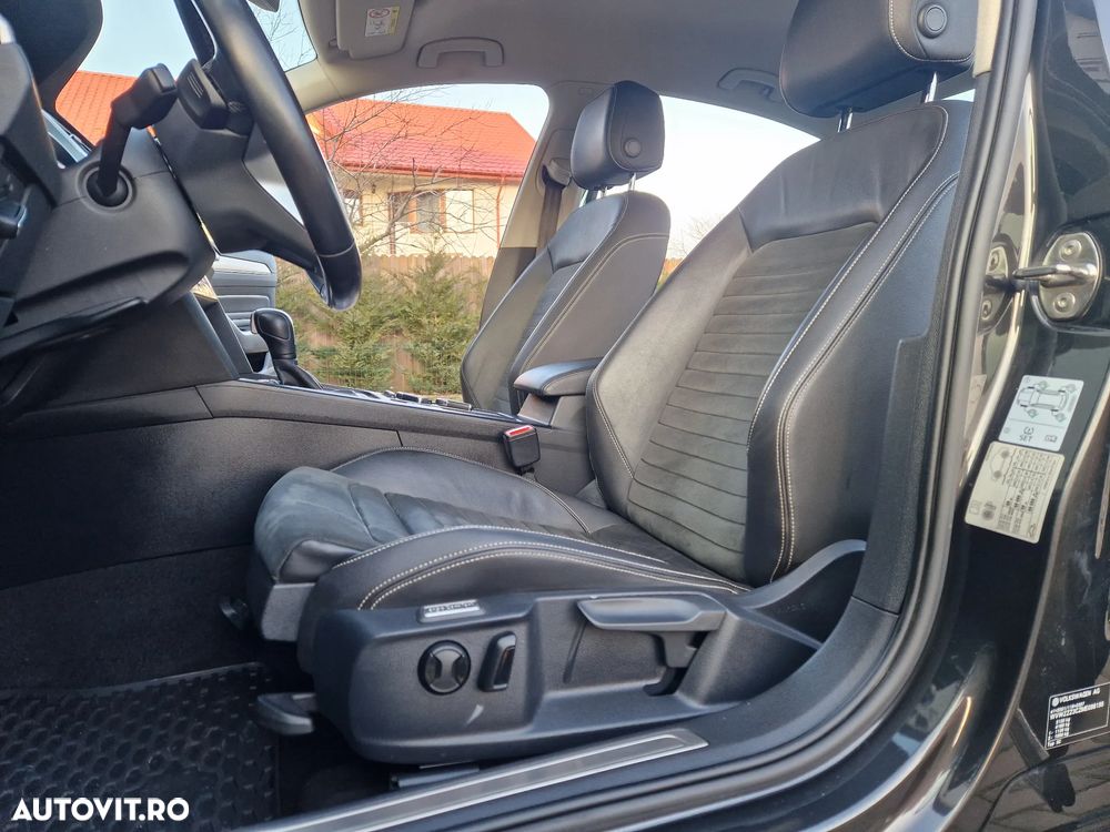 Volkswagen Passat 2.0 TDI DSG Highline - 18