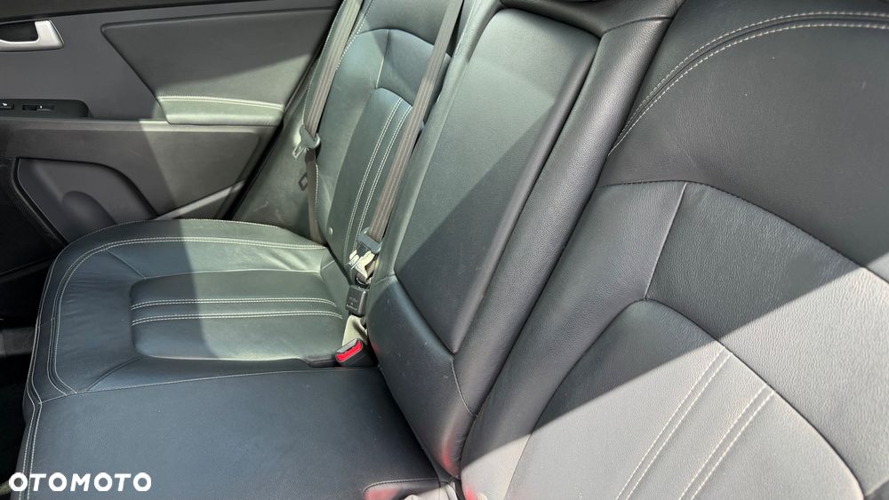 Kia Sportage 1.7 CRDI 2WD Spirit - 17