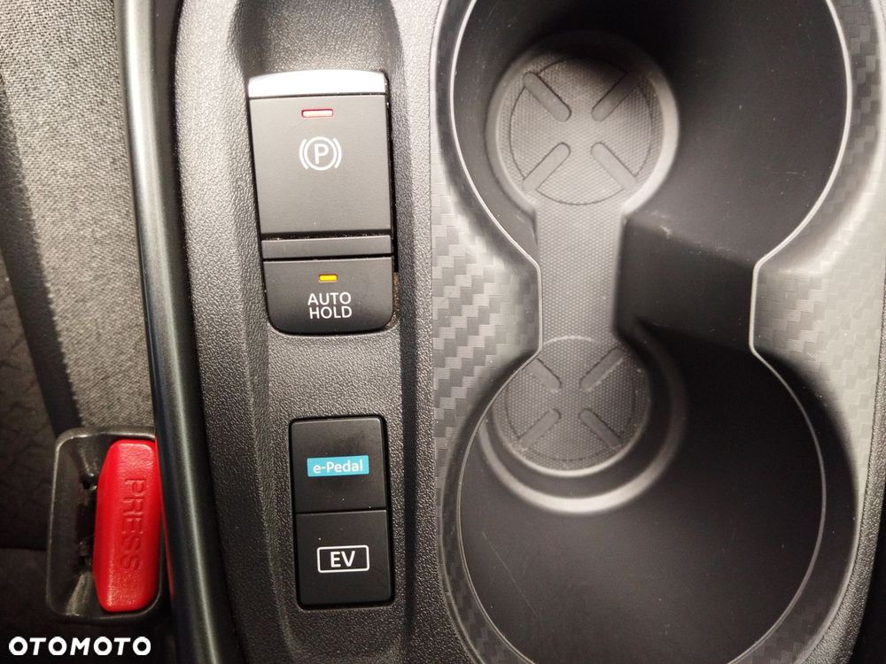 Nissan Juke 1.6 Hybrid N-Connecta AMT - 25