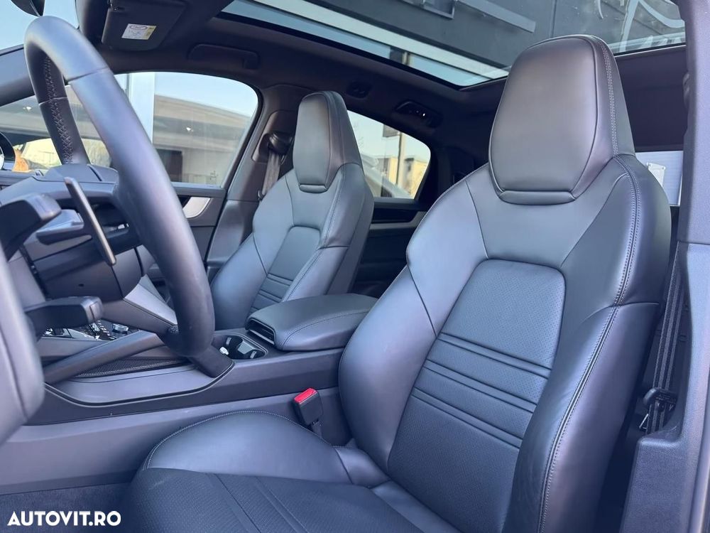 Porsche Cayenne Coupe - 6