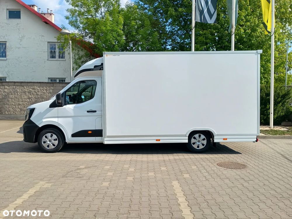 Renault MASTER furgon niskopodłogowy - 2
