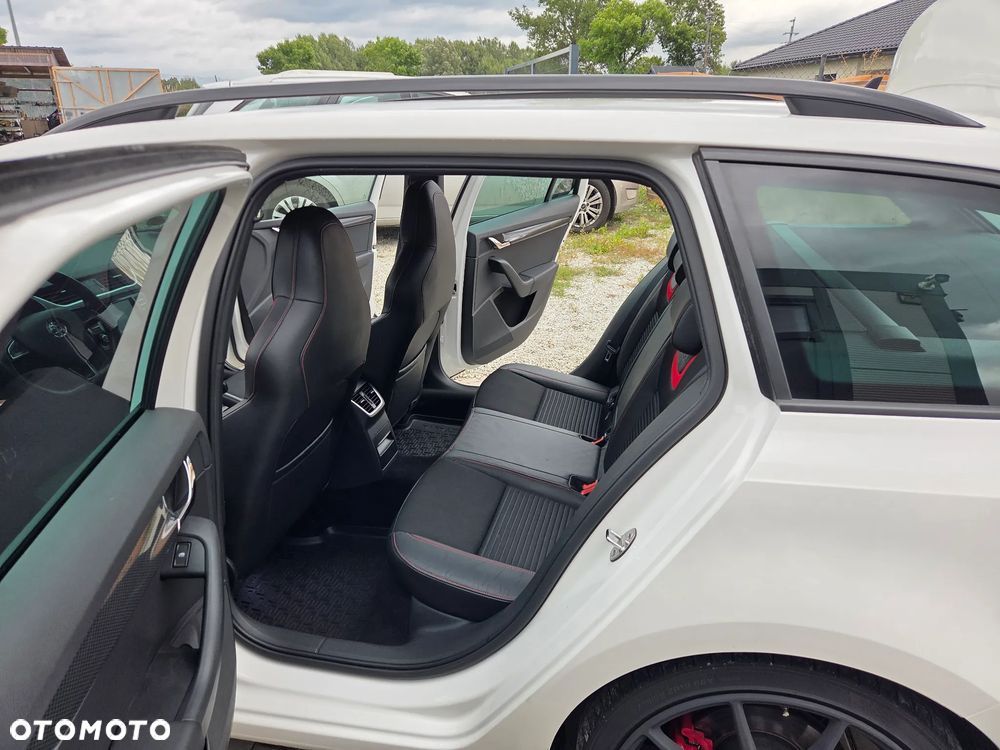 Skoda Octavia 2.0 TDI (Green tec) RS - 14