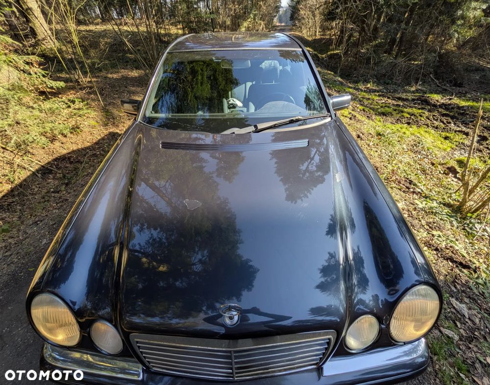 Mercedes-Benz Klasa E 220 D Avantgarde - 8