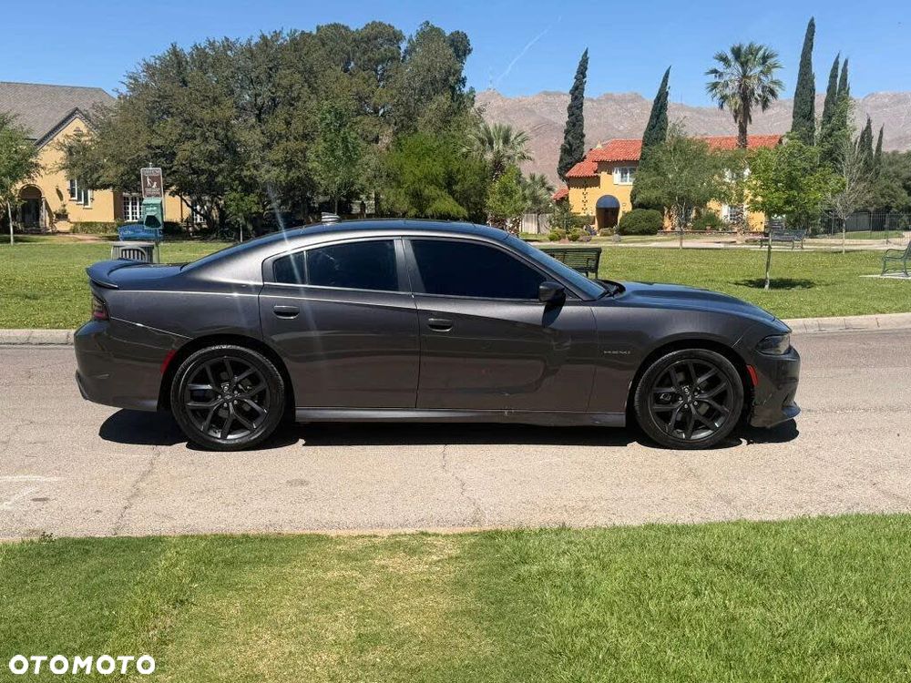 Dodge Charger 5.7 R/T - 3