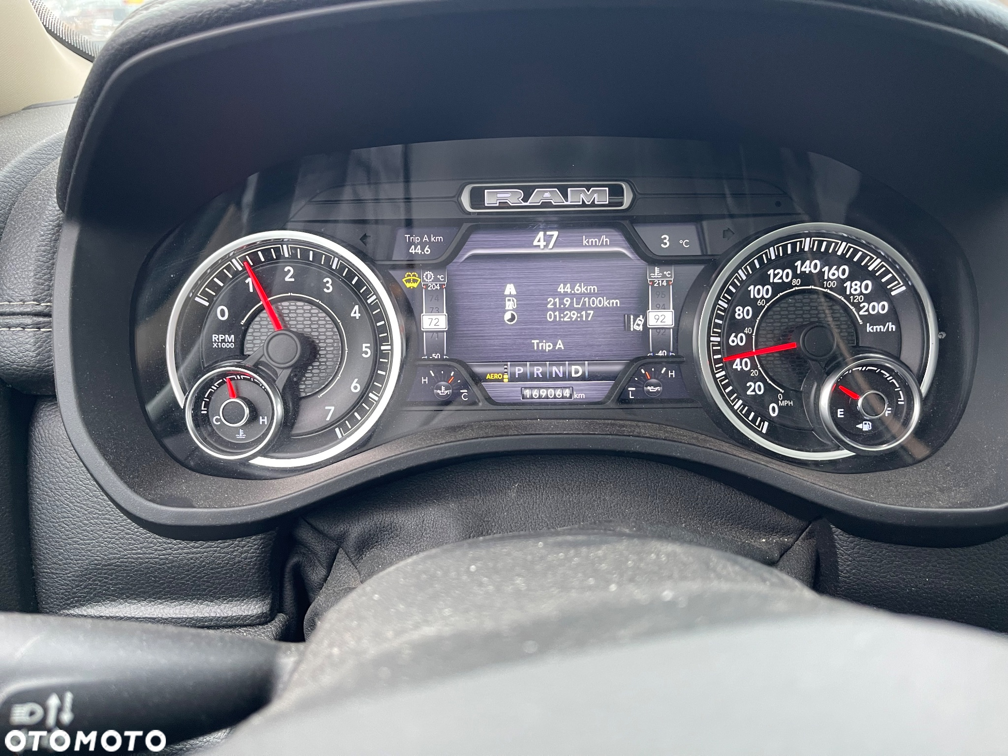 RAM 1500 - 13