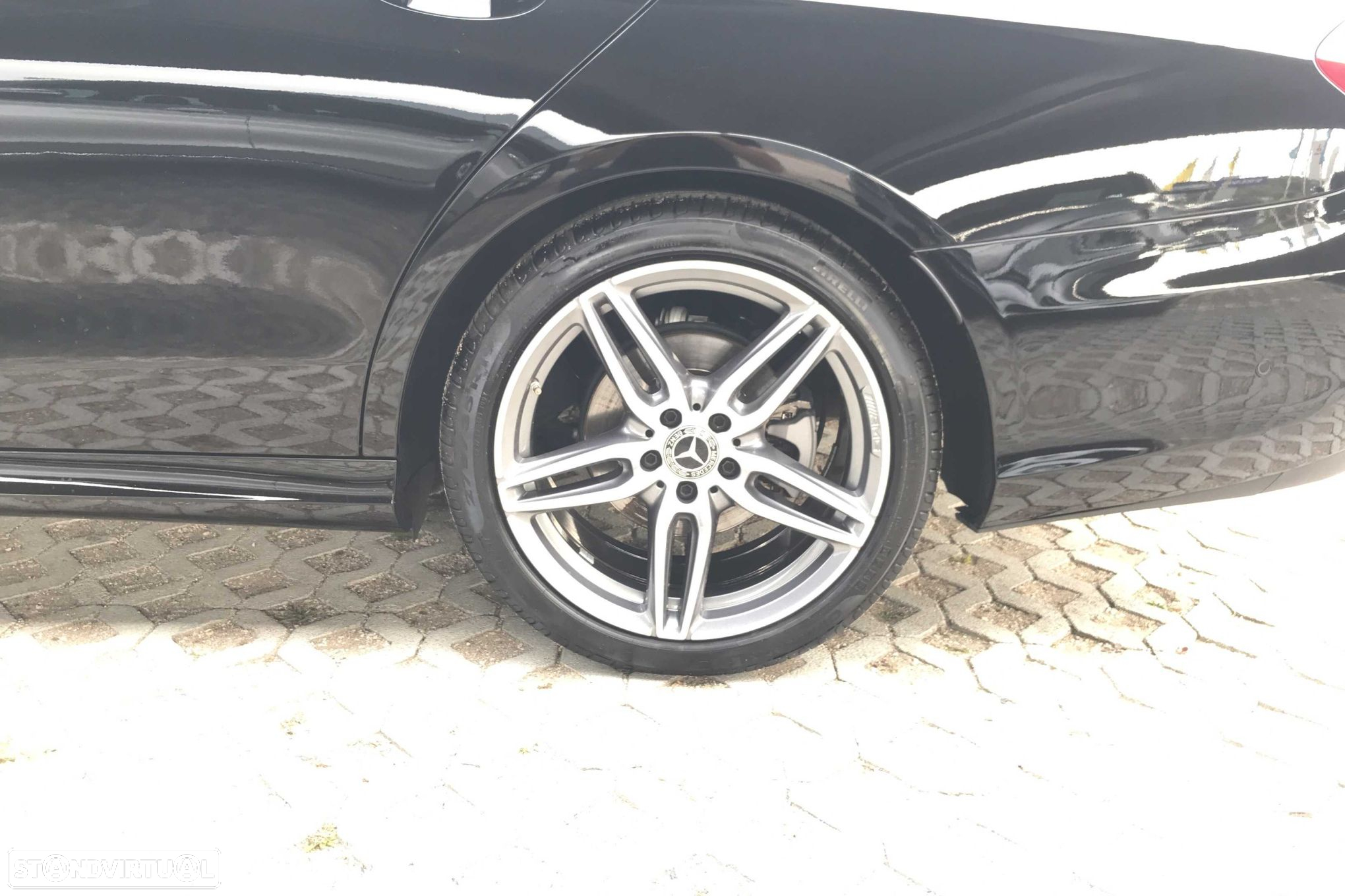 Mercedes-Benz E 220 d AMG Line - 6
