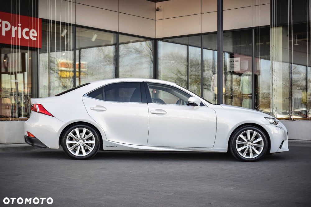 Lexus IS 300h F Impression EU6 - 28