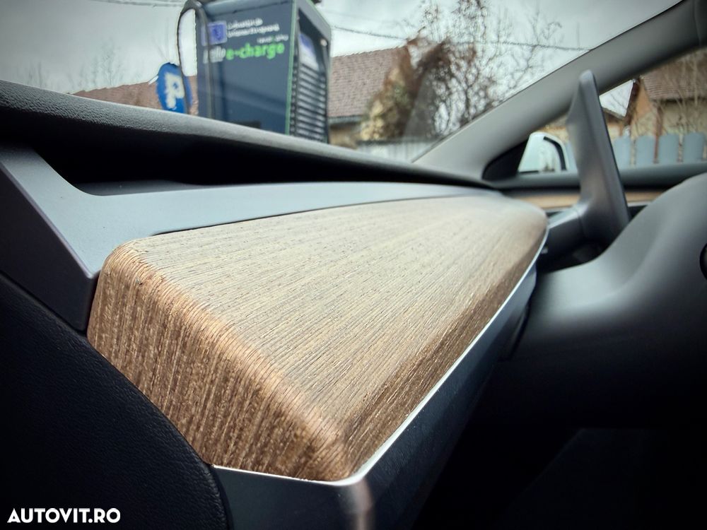 Tesla Model 3 Langstreckenbatterie Allradantrieb Dual Motor Performance - 18