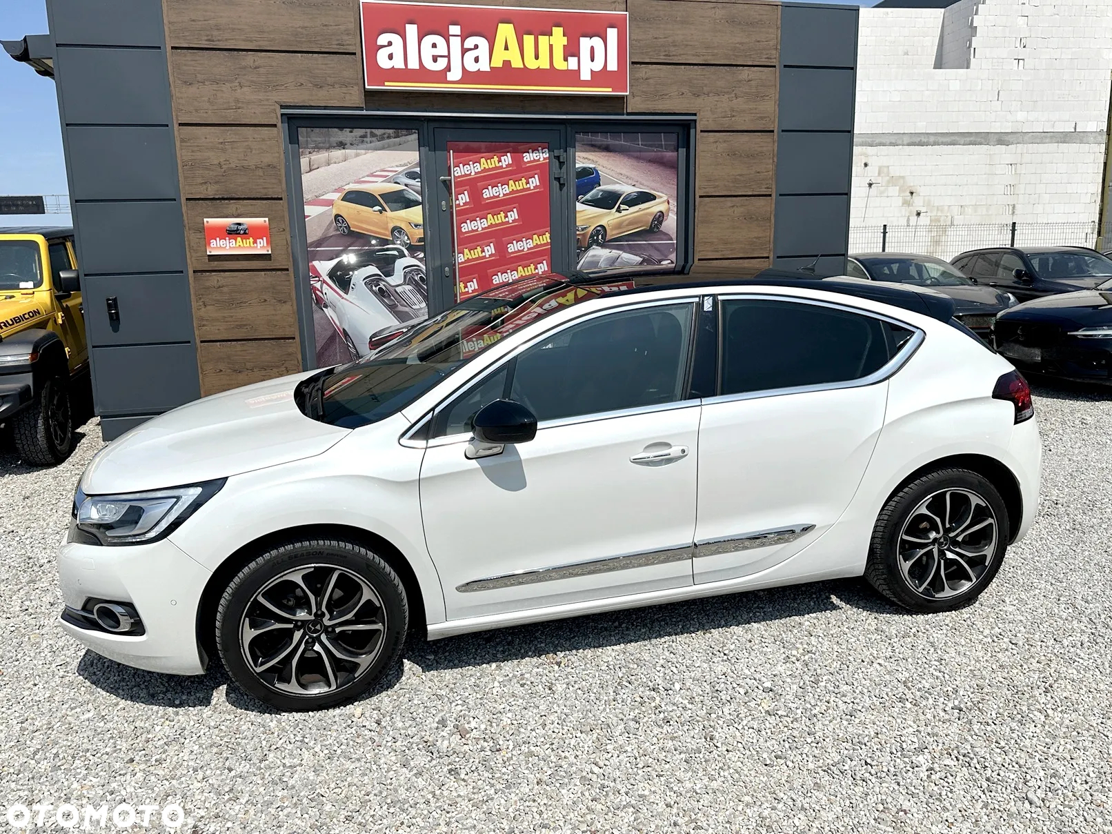 DS Automobiles DS 4 - 10