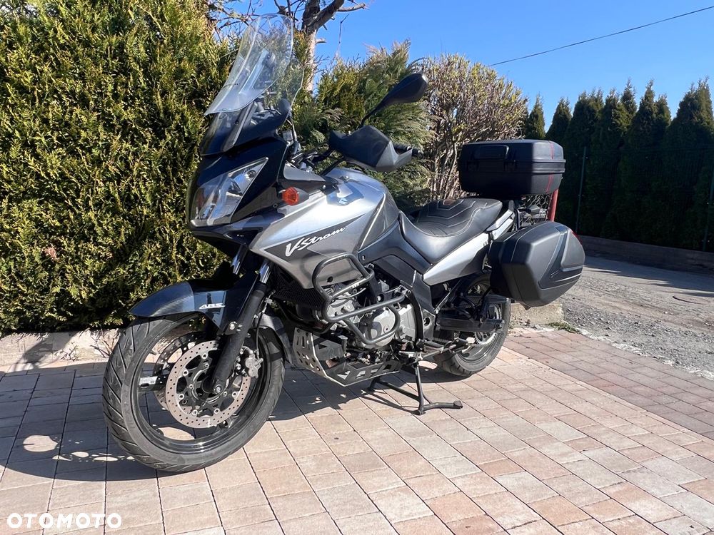 Suzuki V-STROM - 2