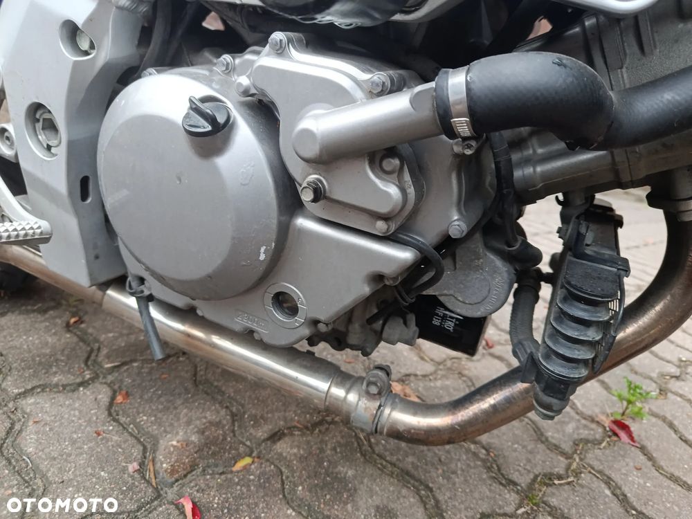 Suzuki SV - 8