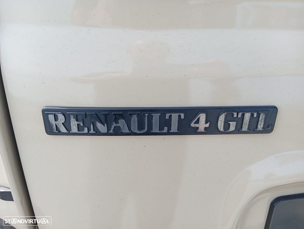 Renault 4 - 6